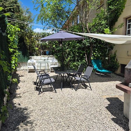 Cool Basement Studio In Hosts House With Private Terrace And Bbq Zizur Mayor Zewnętrze zdjęcie