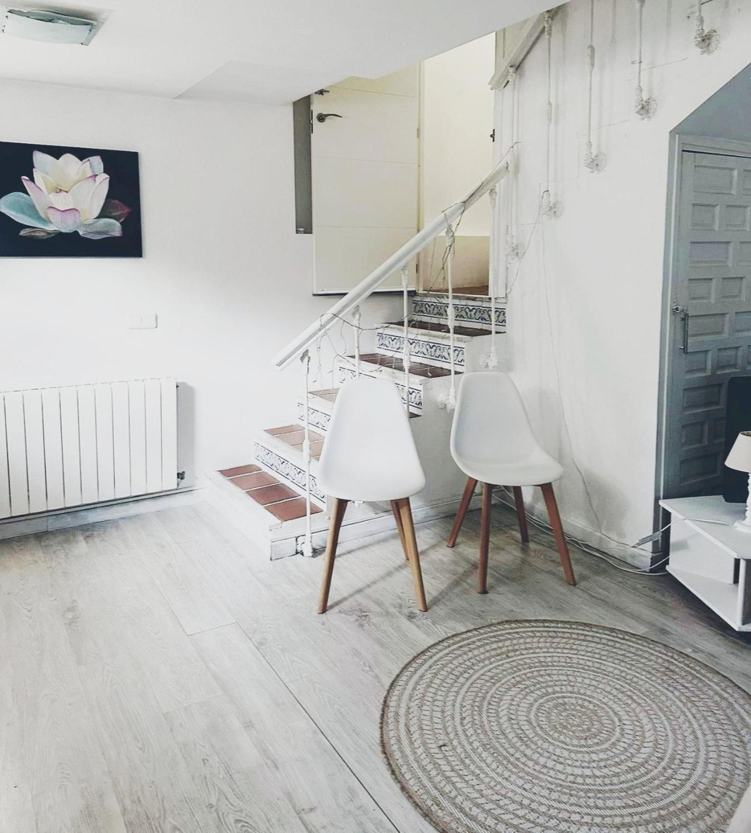 Cool Basement Studio In Hosts House With Private Terrace And Bbq Zizur Mayor Zewnętrze zdjęcie